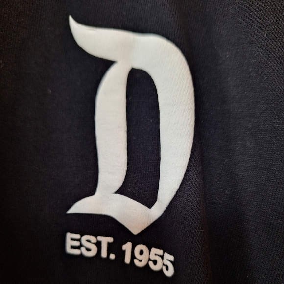 Disneyland Resort Spirit Jersey Black/White Oversized Unisex Size XS - Picture 4 of 8